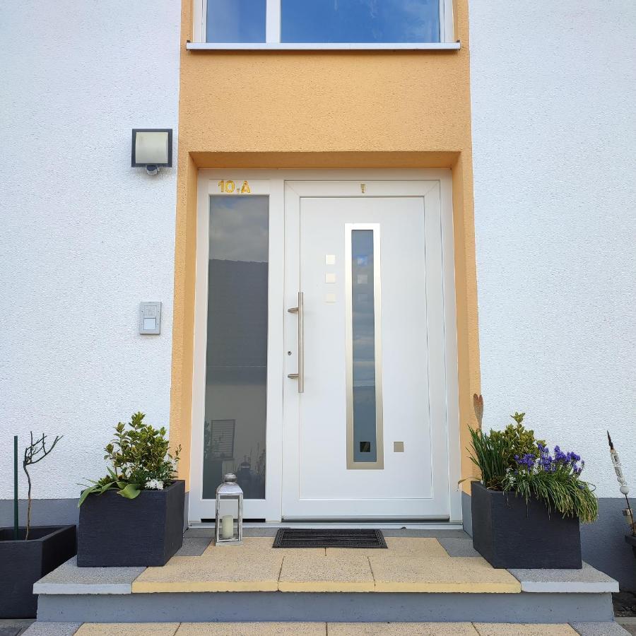 Kleine Auszeit - Ferienwohnung Heideberg - "Rhein" In Den Urlaub Bacharach Exterior photo